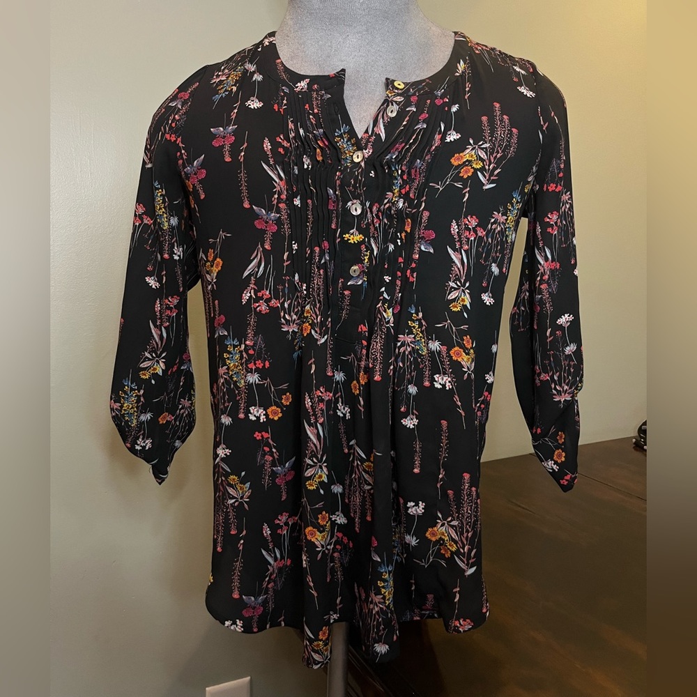 Small Daniel Rainn Button up Floral Shirt